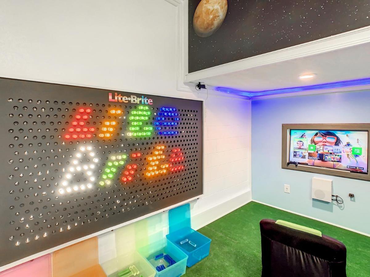 7 Bdr Family Themed Home With Mario Games Room And Free Pool Heat Орландо Экстерьер фото